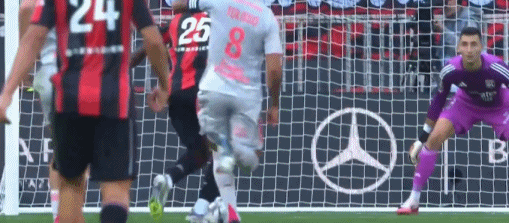 头球摆渡, 尼斯 头球摆渡, 尼斯