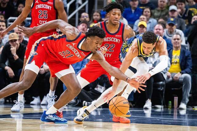 出NCAA, 一个拉简 出NCAA, 一个拉简