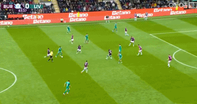 轮中途被换 轮中途被换