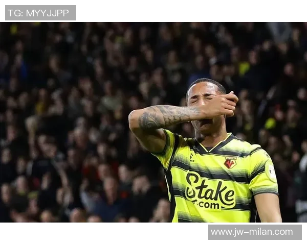 12月22日英超焦点战沃特福德对曼联精彩直播全程回顾与分析