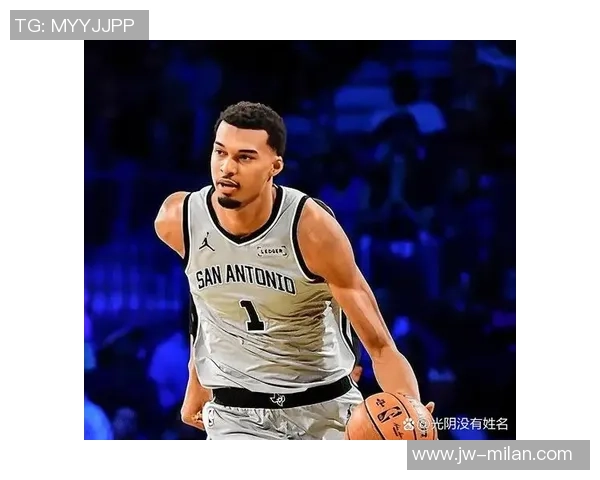 显着有些上头了！马刺后场新星伤愈复出首战的体现并不抱负？